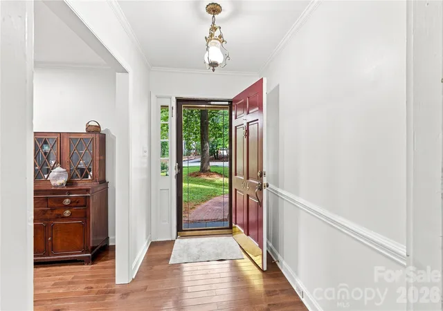Photo 3 of Single family home for sale at 604 Whittington Pl, Statesville, NC 28677 | MLS# 4362942 | Listing updated on 2026-10-01