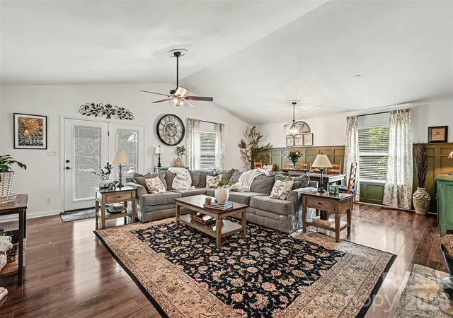 Photo 4 of Single family home for sale at 10319 Camelback Cir, Charlotte, NC 28226 | MLS# 4362948 | Listing updated on 2026-09-24