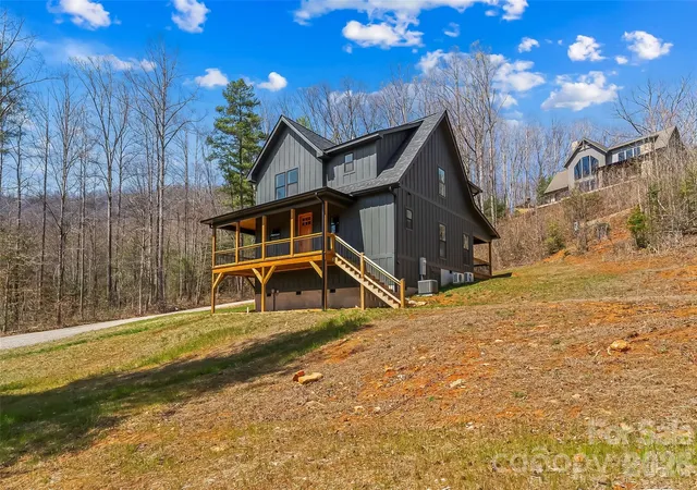 Photo 3 of Single family home for sale at 189 Clinchfield Gap Rd, Marion, NC 28752 | MLS# 4362969 | Listing updated on 2026-08-22