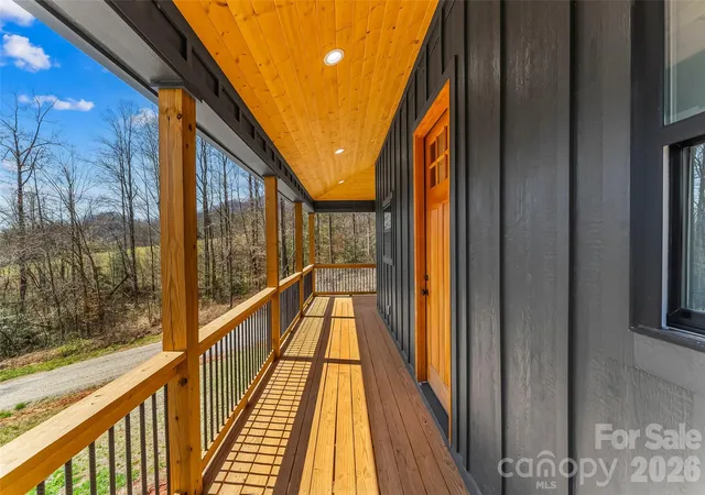 Photo 3 of Single family home for sale at 189 Clinchfield Gap Rd, Marion, NC 28752 | MLS# 4362969 | Listing updated on 2026-10-18