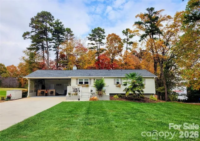 2nd image of 9542 Riviera Dr, Sherrills Ford, NC 28673 | MLS# 4362980