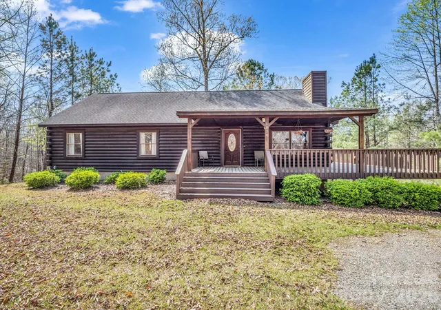 Homes for sale in Rutherfordton, NC | 1050 Cross Ridge Dr, Rutherfordton, NC 28139 | MLS# 4362985