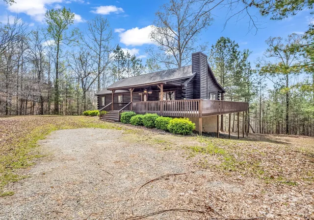 Homes for sale in Rutherfordton, NC | 1050 Cross Ridge Dr, Rutherfordton, NC 28139 | MLS# 4362985