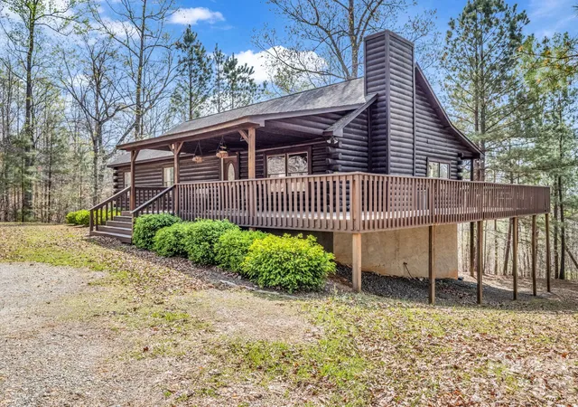 Homes for sale in Rutherfordton, NC | 1050 Cross Ridge Dr, Rutherfordton, NC 28139 | MLS# 4362985