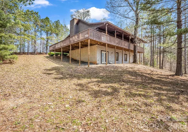 Homes for sale in Rutherfordton, NC | 1050 Cross Ridge Dr, Rutherfordton, NC 28139 | MLS# 4362985