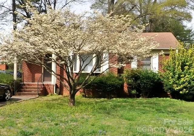 Homes for sale in Charlotte, NC | 1632 Madison Ave, Charlotte, NC 28216 | MLS# 4363022