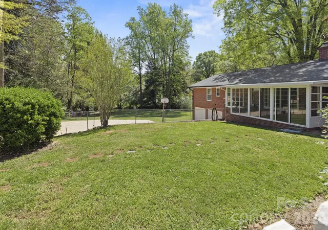 5th image of 607 12Th Ave Ne, Hickory, NC 28601 | MLS# 4363073