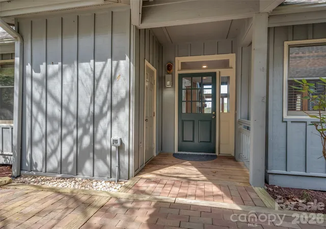3rd image of 4 Wild Ivy Run, Hendersonville, NC 28739 | MLS# 4363096