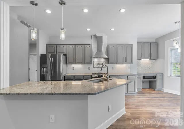 3rd image of 79 Mill Pond Wy, Hendersonville, NC 28791 | MLS# 4363117