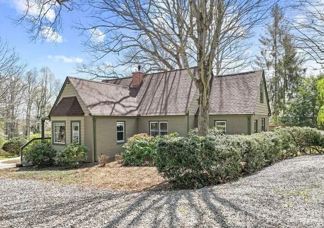 4th image of 832 Sand Hill Rd, Asheville, NC 28806 | MLS# 4363244