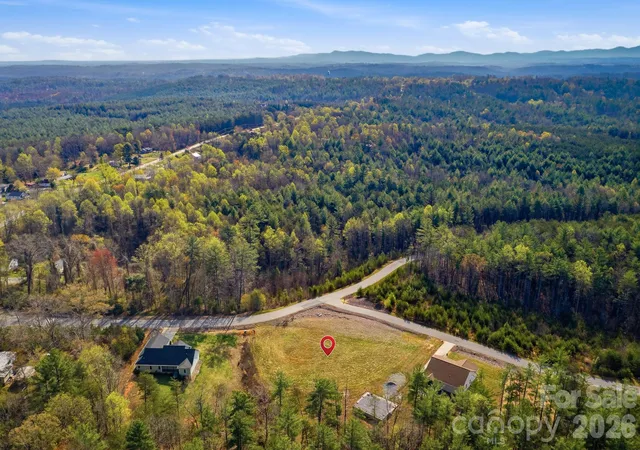 3rd image of 2018 Starlight Ln, Morganton, NC 29655 | MLS# 4363272