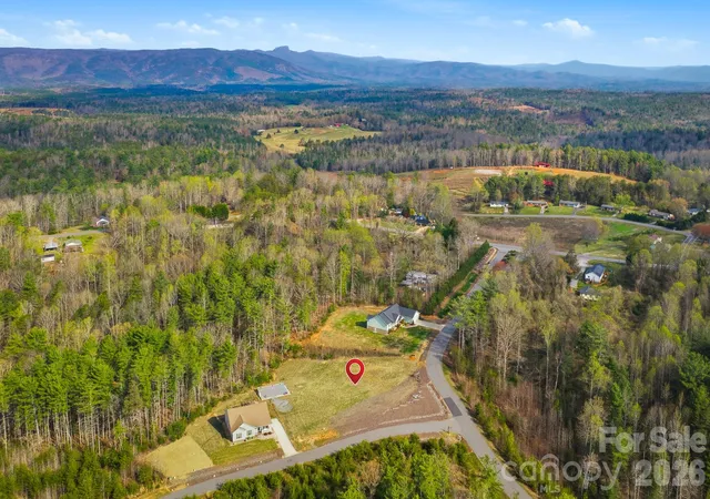 4th image of 2018 Starlight Ln, Morganton, NC 29655 | MLS# 4363272