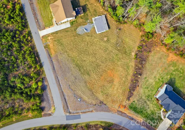 8th image of 2018 Starlight Ln, Morganton, NC 29655 | MLS# 4363272