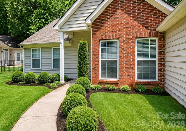 Photo 1 of Single family home for sale at 6213 Nevin Rd, Charlotte, NC 28262 | MLS# 4363288 | Listing updated on 2026-10-28