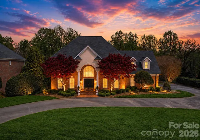 Photo 1 of Single family home for sale at 3704 8th Street Pl Nw, Hickory, NC 28601 | MLS# 4363402 | Listing updated on 2026-08-15