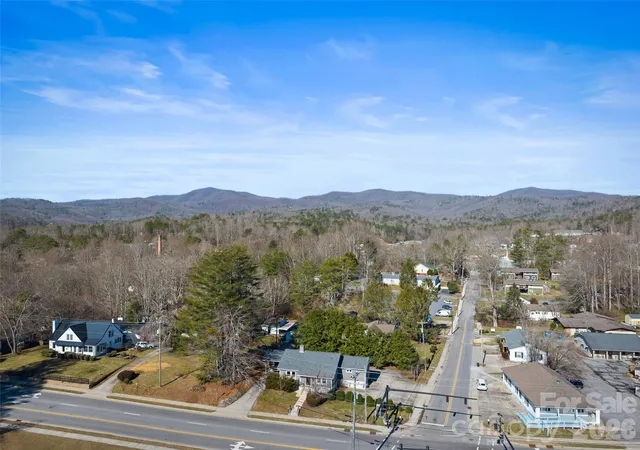 Photo 5 of House for sale at 294 S Caldwell St, Brevard, NC 28712 | MLS# 4363427 | Listing updated on 2026-05-16