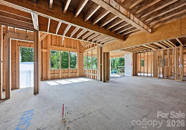 Photo 4 of Single family home for sale at 541 Greenway St, Davidson, NC 28036 | MLS# 4363434 | Listing updated on 2026-09-17