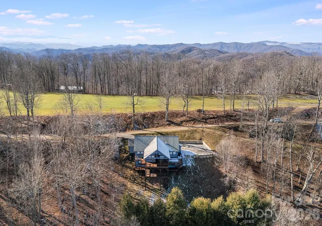 Photo 2 of Single family home for sale at 234 Upper Lookout Dr, Mars Hill, NC 28754 | MLS# 4363467 | Listing updated on 2026-05-04
