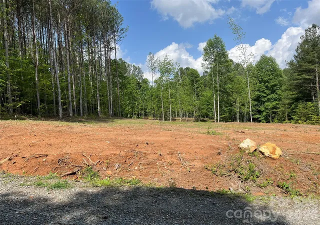 Homes for sale in Murphy, NC | 502 Landing Dr, Murphy, NC 28906 | MLS# 4363475