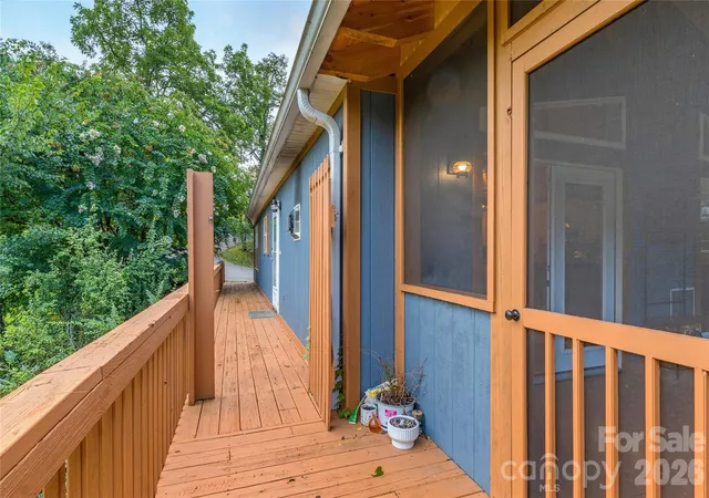 Photo 5 of Single family home for sale at 81 Bullfrog Cvs Rd, Sylva, NC 28779 | MLS# 4363486 | Listing updated on 2026-08-22
