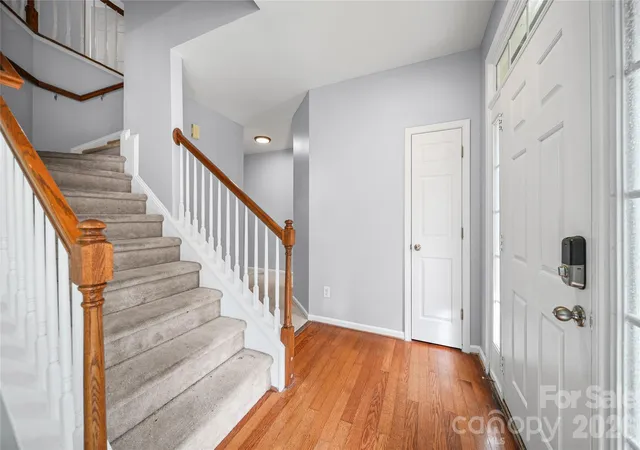 4th image of 2001 Lake Vista Dr, Mount Holly, NC 28120 | MLS# 4363497