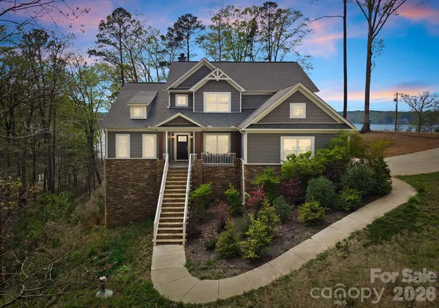 1st image of 13701 Petworth Ct, Charlotte, NC 28278 | MLS# 4363533