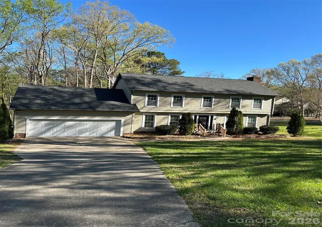 Photo 1 of Single family home for sale at 16333 Peach Grv Ln, Charlotte, NC 28277 | MLS# 4363600 | Listing updated on 2026-09-25