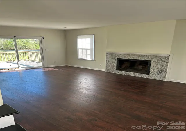 Photo 3 of Single family home for sale at 16333 Peach Grv Ln, Charlotte, NC 28277 | MLS# 4363600 | Listing updated on 2026-09-25