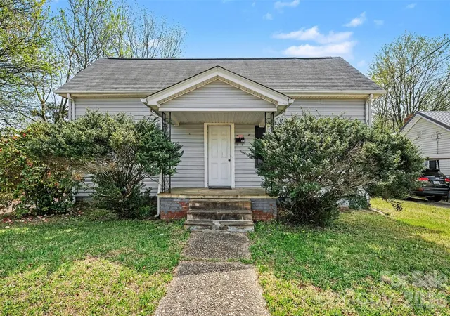 Photo 1 of Single family home for sale at 1007 S Church St, Salisbury, NC 28144 | MLS# 4363642 | Listing updated on 2026-09-16