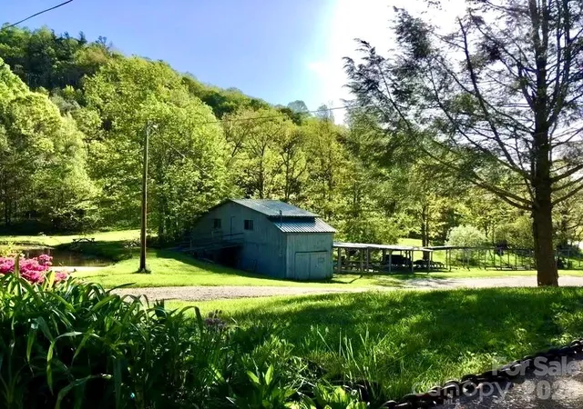 Homes for sale in Little Switzerland, NC | 65 Blue Ridge Gem Stone Rd, Little Switzerland, NC 28777 | MLS# 4363654