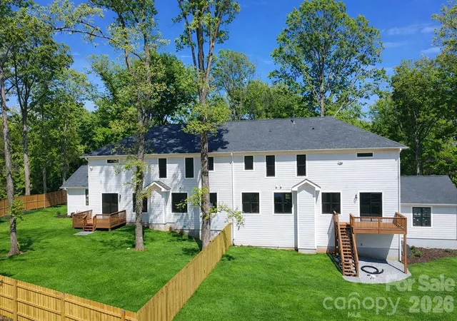 4th image of 4304 Tangle Dr, Charlotte, NC 28211 | MLS# 4363691