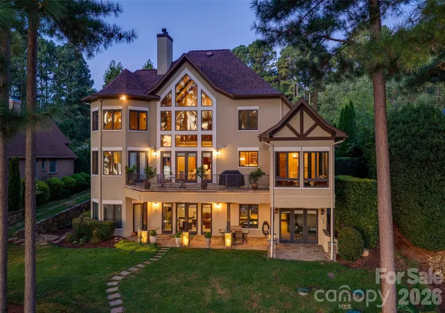 Photo 3 of Single family home for sale at 9198 Fair Oak Dr, Sherrills Ford, NC 28673 | MLS# 4363727 | Listing updated on 2026-10-02