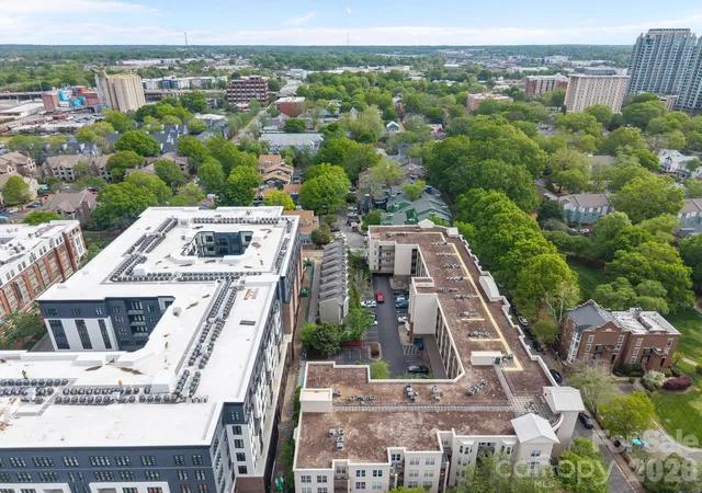 26th image of 415 W 7th St #H, Charlotte, NC 28202 | MLS# 4363779