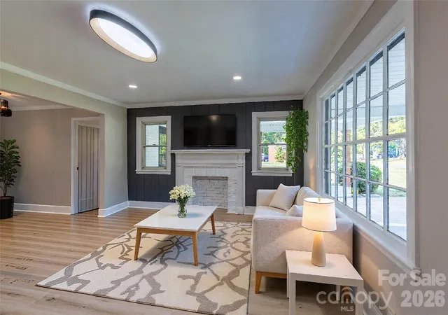 5th image of 8000 Chapman St, Charlotte, NC 28216 | MLS# 4363829