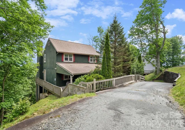 1st image of 173 Chipmunk Ln, Blowing Rock, NC 28605 | MLS# 4363864