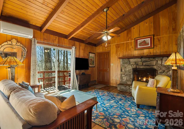 Photo 4 of Single family home for sale at 300 Francis Asbury Rd, Waynesville, NC 28785 | MLS# 4363928 | Listing updated on 2026-09-14