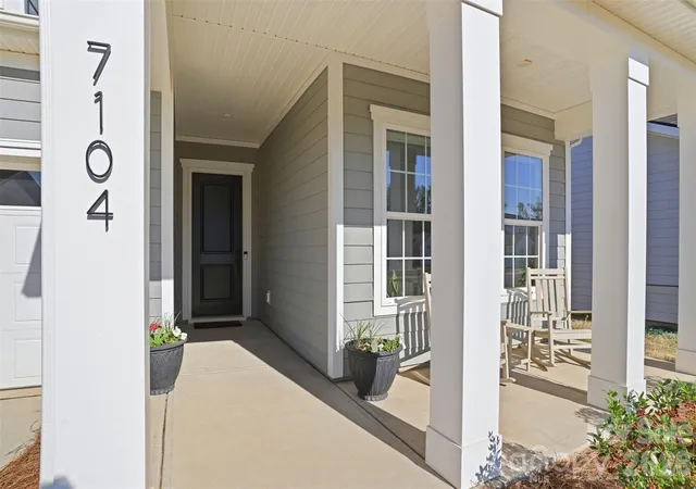 2nd image of 7104 Wayfarer Dr, Charlotte, NC 28269 | MLS# 4363979