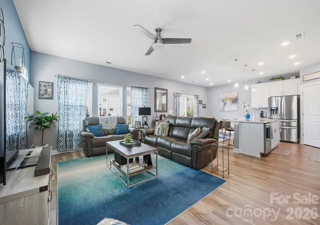 2nd image of 2010 Red Ash Dr, Charlotte, NC 28215 | MLS# 4363985