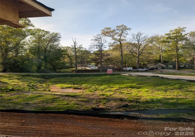 Homes for sale in York, SC | 323 Oak St, York, SC 29745 | MLS# 4364078