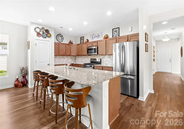 Photo 3 of Single family home for sale at 264 Flt Rock Dr, Denver, NC 28037 | MLS# 4364100 | Listing updated on 2026-10-04