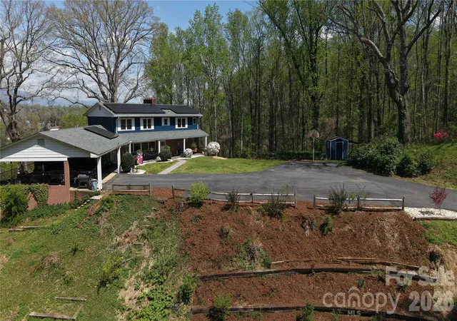 Photo 48 of Single family home for sale at 56 E Glenview St, Marion, NC 28752 | MLS# 4364274 | Listing updated on 2026-04-08