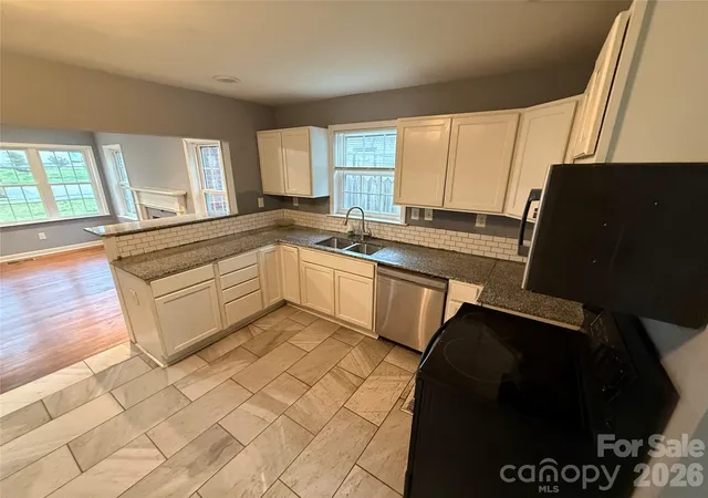 Homes for sale in Rock Hill, SC | 517 S Spruce St, Rock Hill, SC 29730 | MLS# 4364292