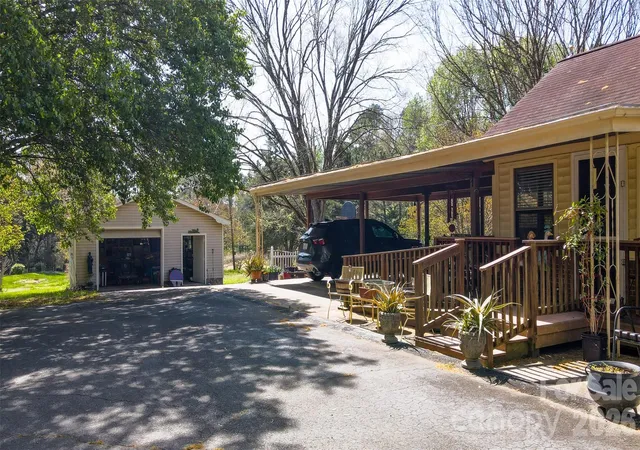 5th image of 9730 Mount Holly Huntersville Rd, Huntersville, NC 28078 | MLS# 4364309