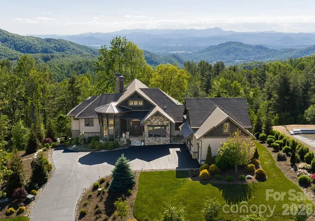 1st image of 31 Bear Tree Ct, Hendersonville, NC 28792 | MLS# 4364393