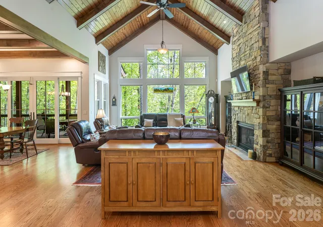 Photo 4 of Single family home for sale at 587 Autumn Sky Dr, Hendersonville, NC 28792 | MLS# 4364396 | Listing updated on 2026-08-06
