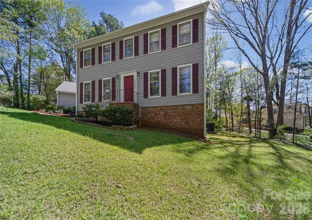 Photo 2 of Single family home for sale at 3065 Devonshire Dr, Rock Hill, SC 29732 | MLS# 4364433 | Listing updated on 2026-07-20
