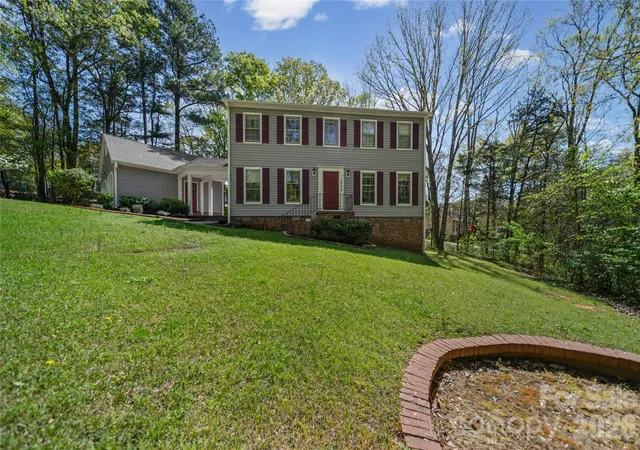 Photo 2 of Single family home for sale at 3065 Devonshire Dr, Rock Hill, SC 29732 | MLS# 4364433 | Listing updated on 2026-07-20