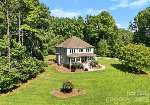Photo 3 of Sale Pending at 151 Yellow Jacket Cir, Mooresville, NC 28117 | MLS# 4364458 | Listing updated on 2026-09-18