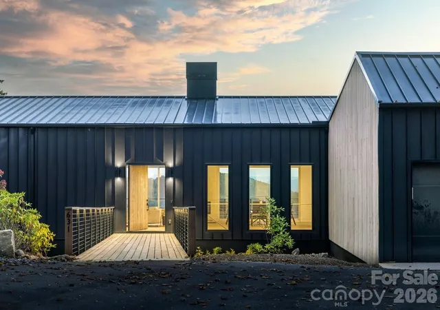 3rd image of 631 Elk Mountain Scenic Hwy, Asheville, NC 28804 | MLS# 4364466