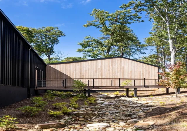 5th image of 631 Elk Mountain Scenic Hwy, Asheville, NC 28804 | MLS# 4364466